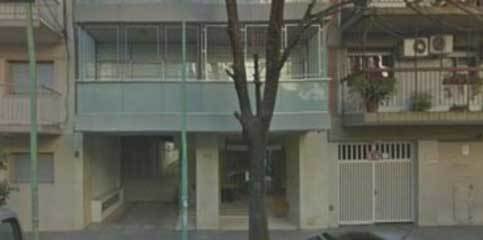 Un médico anestesista atacó a 
golpes a una joven y quedó detenido