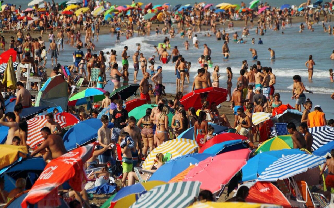 Mar del Plata nuevamente colmada de turistas en el comienzo del año