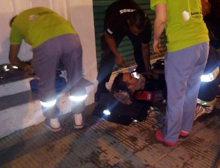 Ardió un taller mecánico y ocho dotaciones trabajaron casi cuatro horas hasta sofocarlo