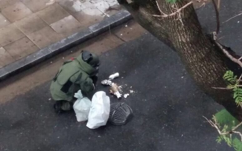 Detonaron dos artefactos de fabricación casera frente al Departamento Central de Policía
