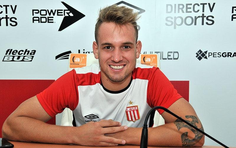 “Es hermoso jugar en Estudiantes, espero triunfar acá, la verdad es que lo extrañaba”