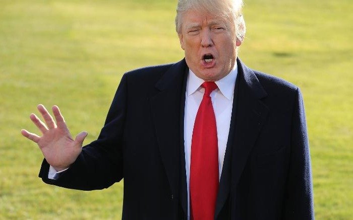 Trump respondió a las críticas y se llamó a sí mismo "un genio estable"