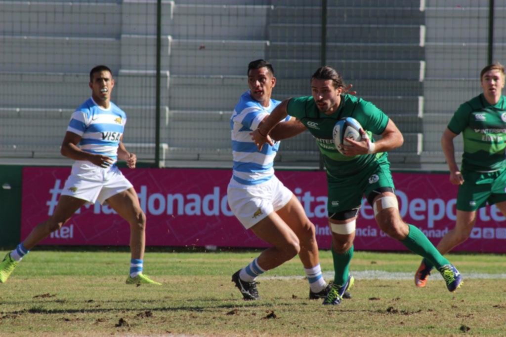 Con más garra que buen juego, Argentina avanzó a cuartos de final en Punta del Este