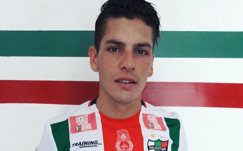 Benítez ya luce la camiseta de Palestino