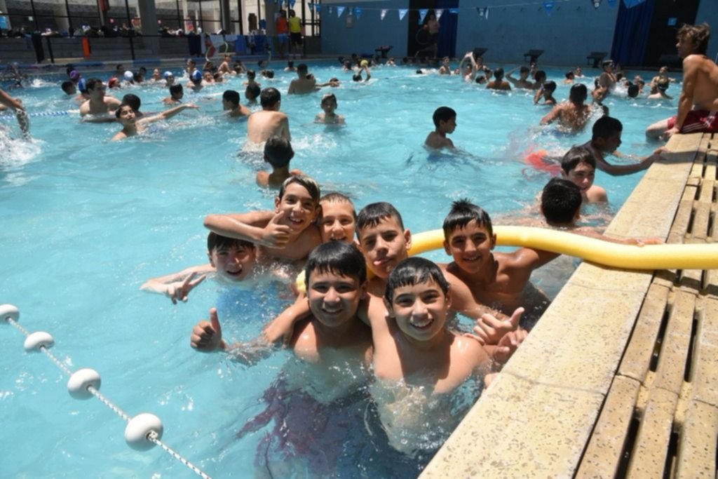 Miles de chicos ya se divierten en la Colonia de Verano de San Martín