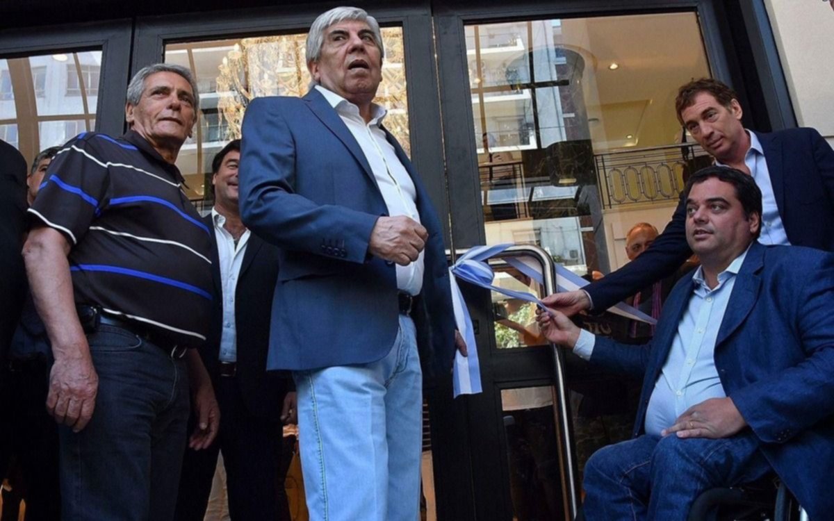 Triaca y Moyano reinauguraron el Sanatorio Antártida, con críticas a la corrupción sindical