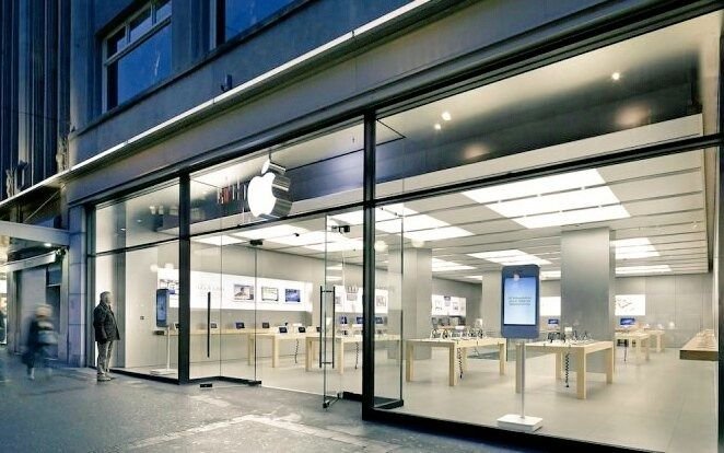 Una tienda de Apple en Zurich debió ser evacuada por la explosión de una batería