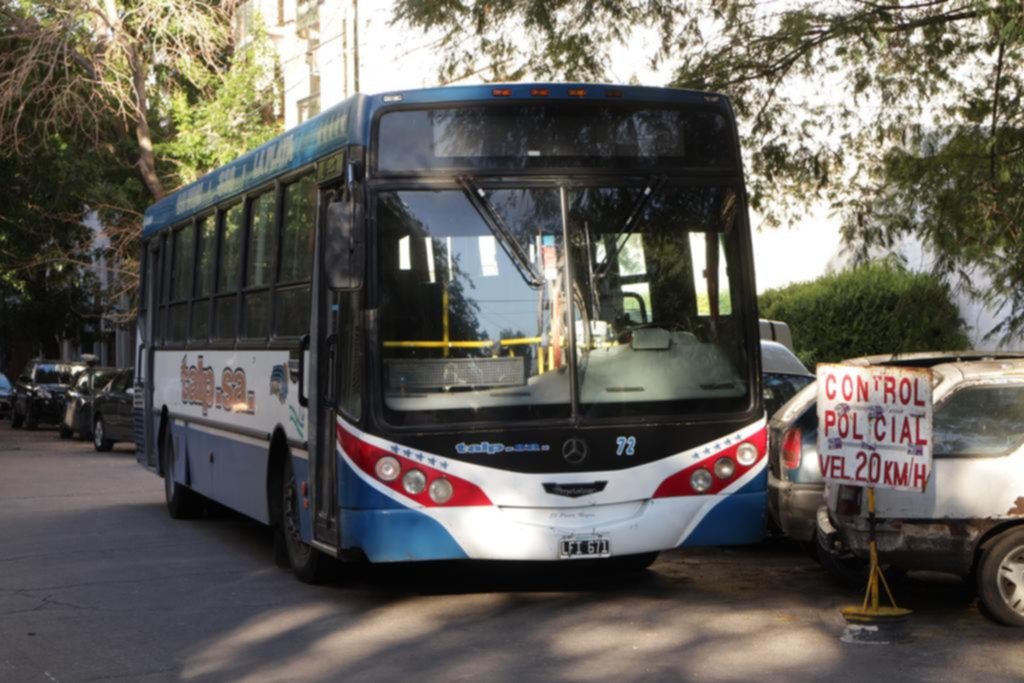 Siguen buscando al conductor que atropelló, mató y escapó en 1 y 69
