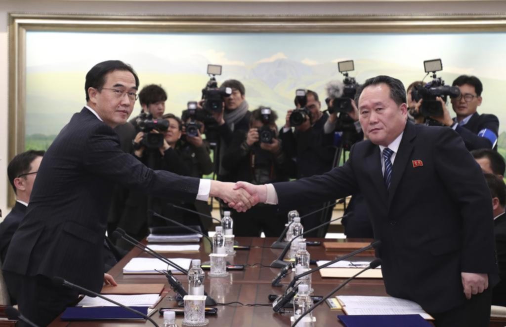 Las dos Coreas acuerdan reanudar el diálogo militar para aliviar la tensión