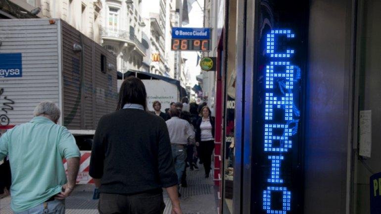 La expectativa por el anuncio del Central, frenó al dólar: $19,29