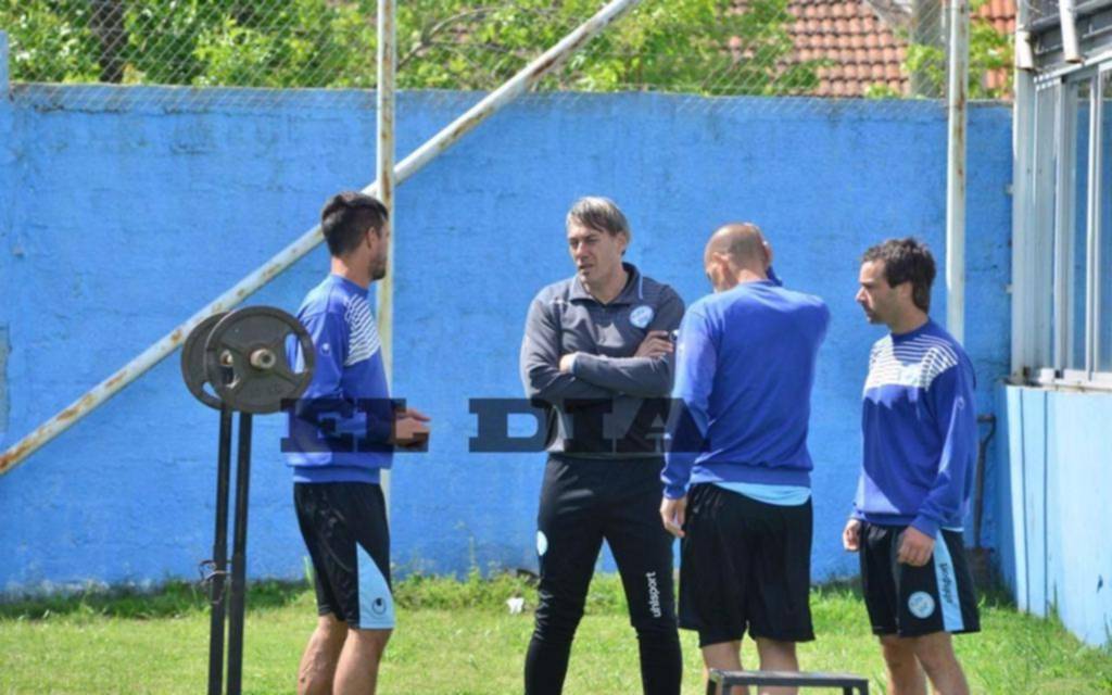 Vivaldo prepara al Cele para los amistosos