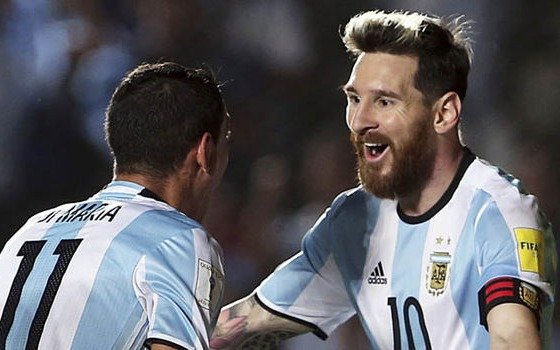 Di María: "Por Messi, Argentina es favorita en el Mundial"