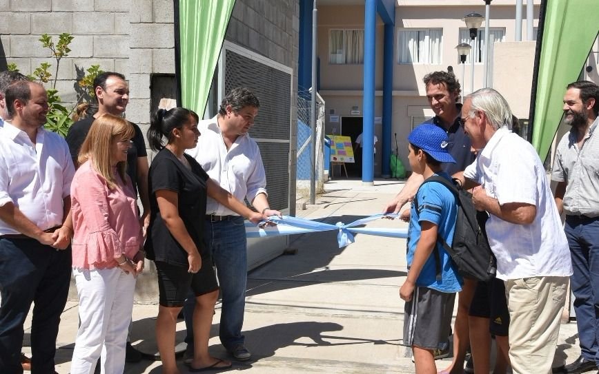 Katopodis y López Medrano inauguraron la Casa de Encuentro Comunitario de Villa Hidalgo