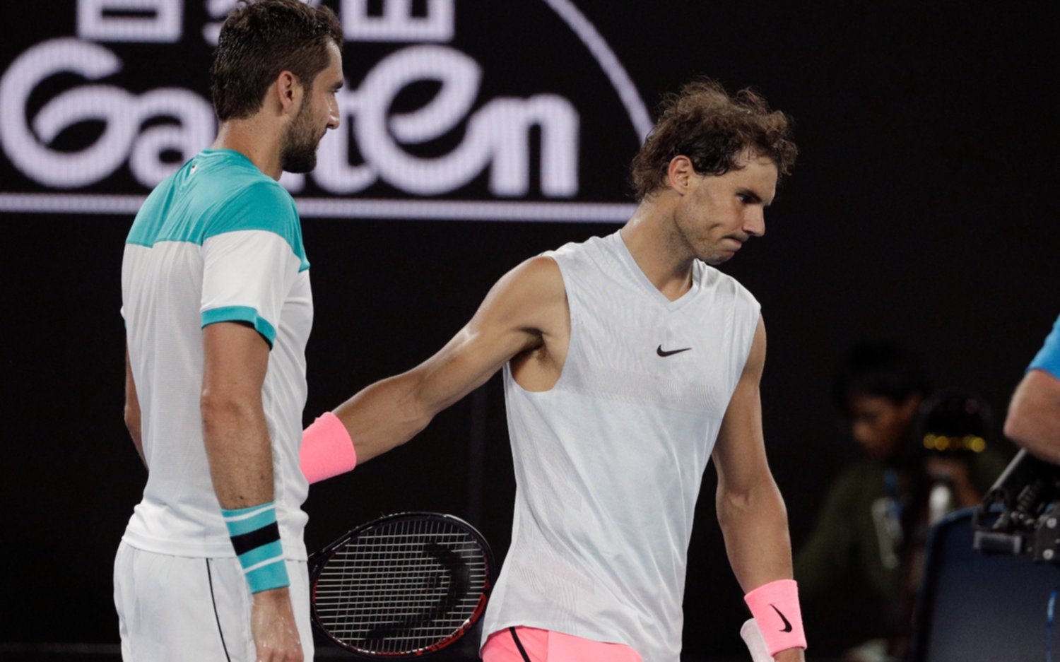 La bronca de Rafa Nadal: abandonó por lesión ante Cilic y se despidió del Abierto de Australia