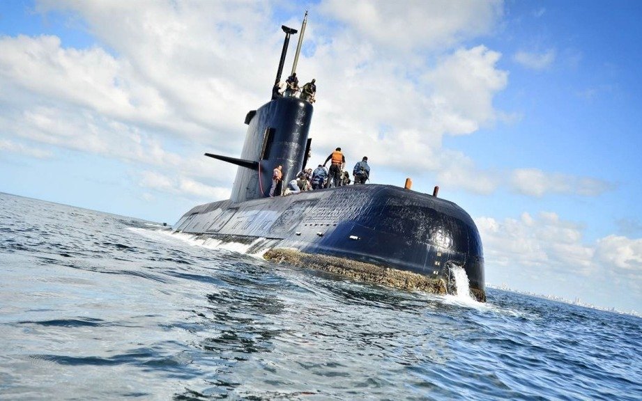 Balbi opinó que son "algo lógico" las citaciones a autoridades de la Armada por el submarino