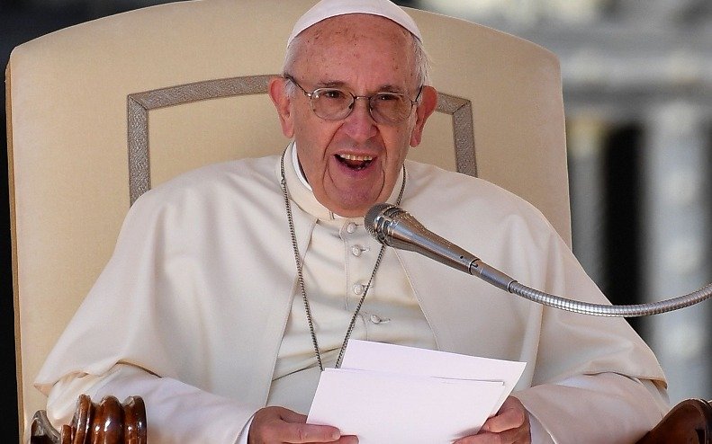 El papa Francisco criticó duramente a las "noticias falsas"