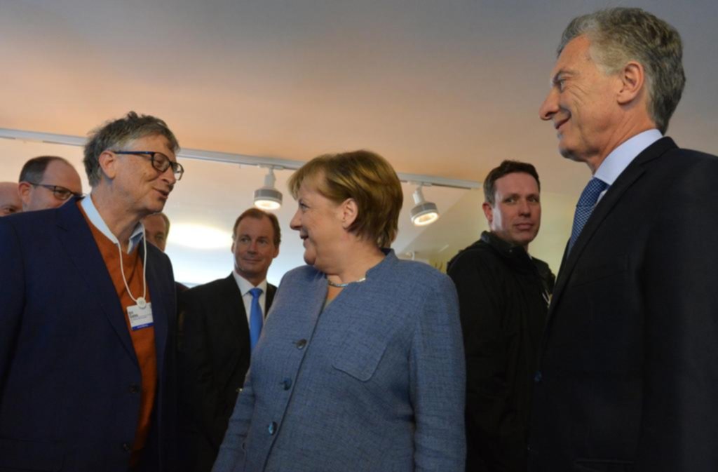 El Presidente recibió a Merkel, Bill Gates y otros líderes en la casa argentina en Davos