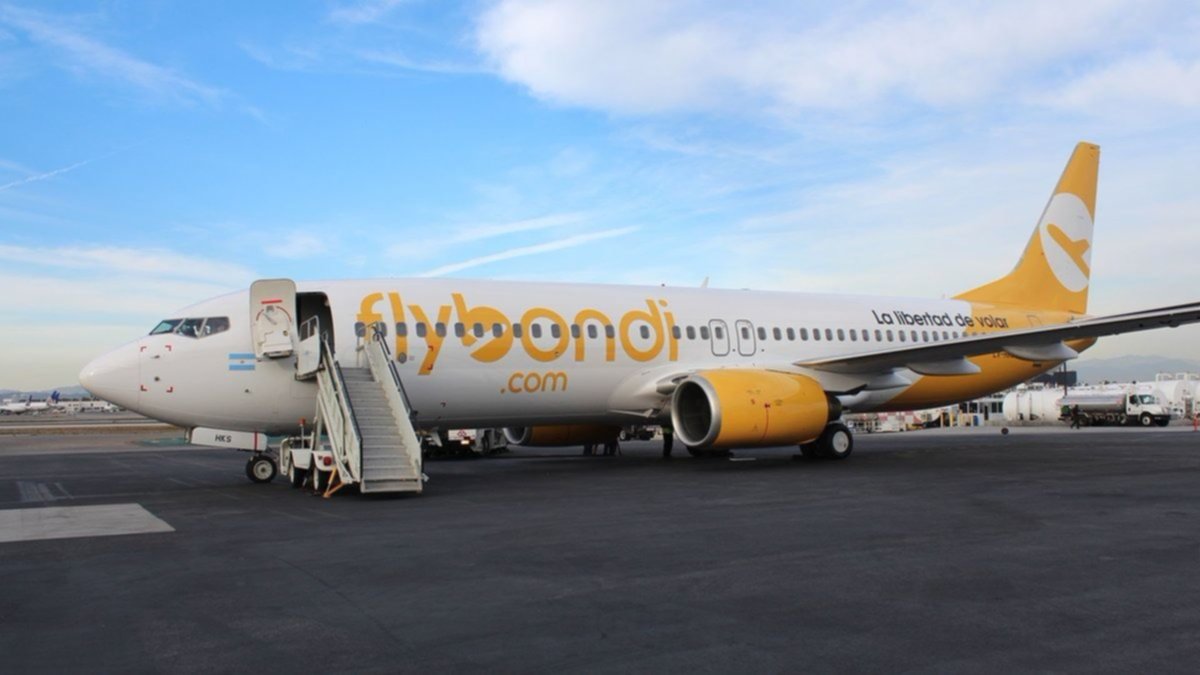 La versión de Flybondi tras la reprogramación de 71 vuelos para este 24 y 31 de diciembre