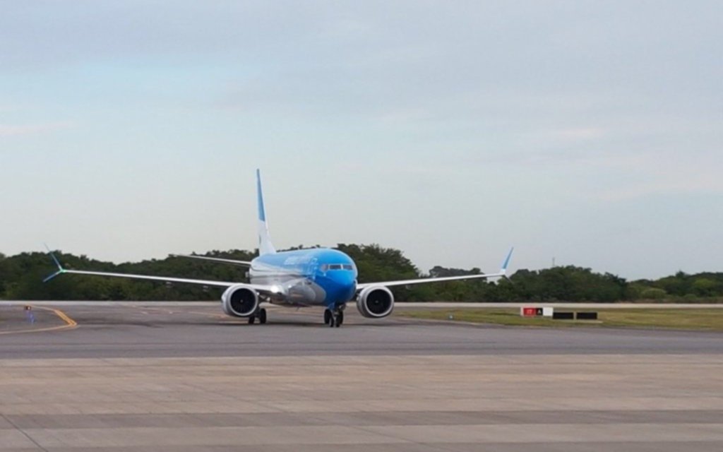 Aerolíneas Argentinas incorporó a su flota un nuevo Boeing 737 MAX 8 