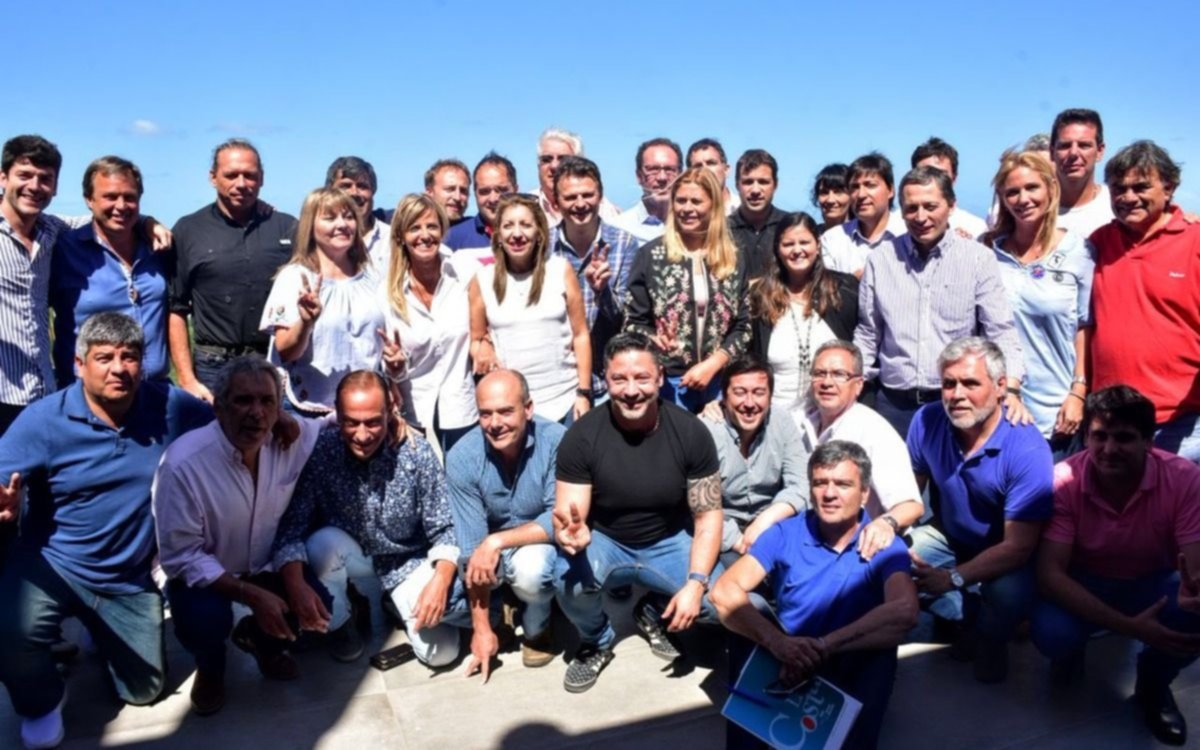 Cumbre del PJ bonaerense: Para Menéndez, el objetivo es "construir una unidad que respete la diversidad"  