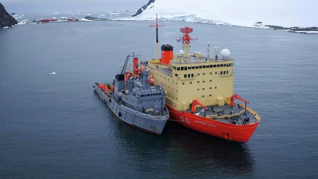 Tras 10 años, el Irízar volvió a una base antártica