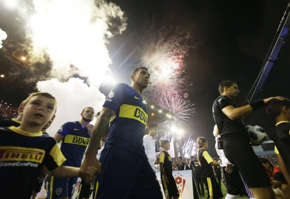 Con Tevez de titular, Boca quiere más