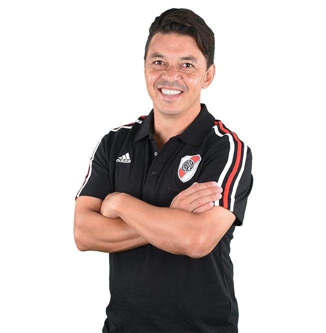 Gallardo concentra a Pratto, Mora y Lollo para ir al Ducó