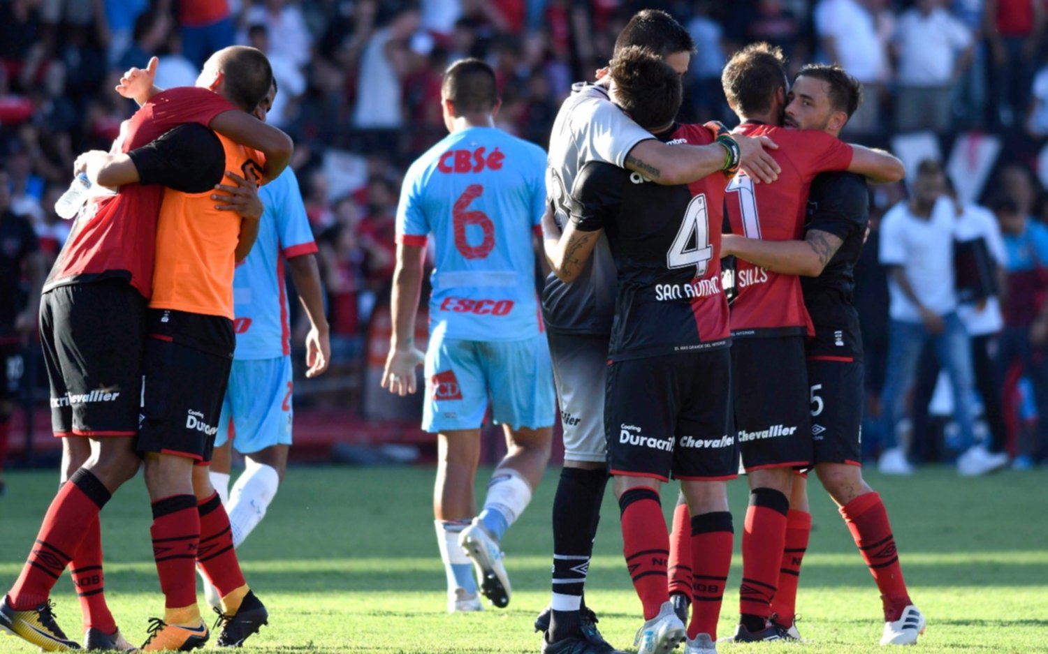 Newell's superó a Arsenal en el Marcelo Bielsa