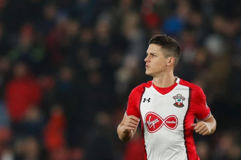 Guido Carrillo debutó en el Southampton y Mauricio Pellegrino lo llenó de elogios