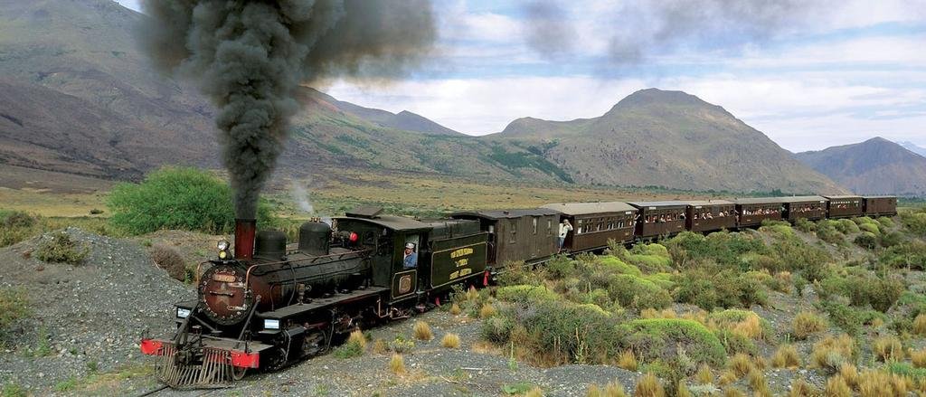 “La trochita”, un tren turístico para viajar al pasado en la estepa Patagónica