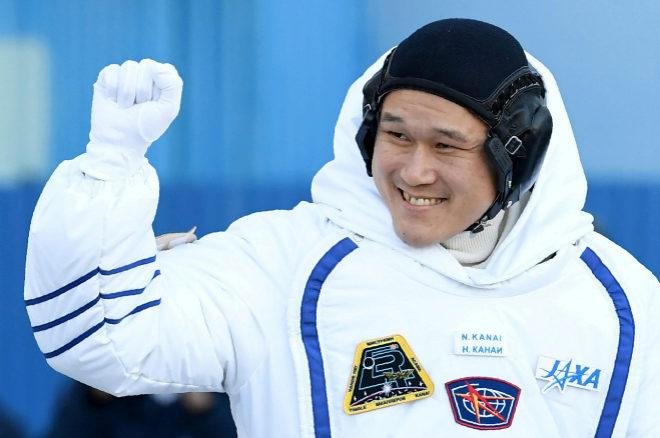 El astronauta japonés niega haber crecido 9 cm y pide disculpas por su error