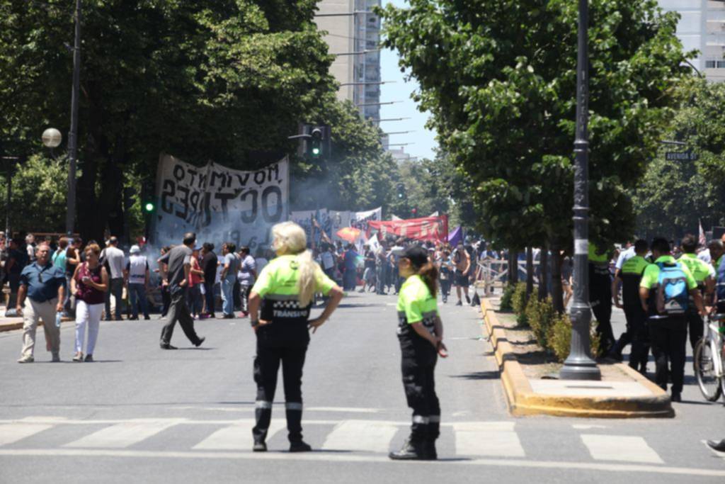El debate por un protocolo antipiquetes vuelve este año a la agenda del municipio