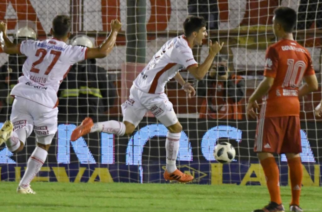 El penal cayó como una bomba para River, que perdió un partido repleto de suspenso