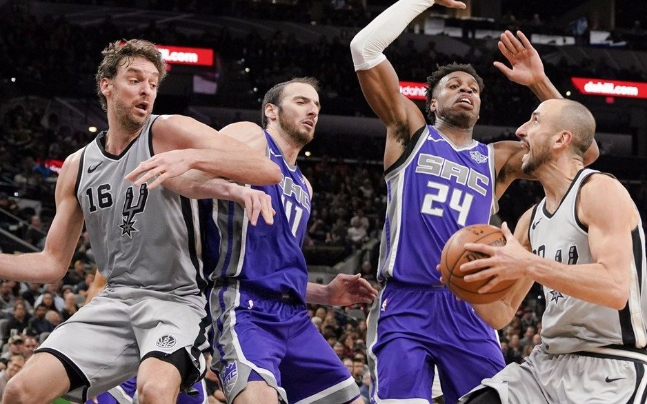 Manu Ginóbili volvió con un triunfo de los Spurs y 15 puntos