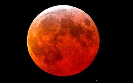 Un eclipse lunar que no ocurre desde 1982 podrá verse este miércoles