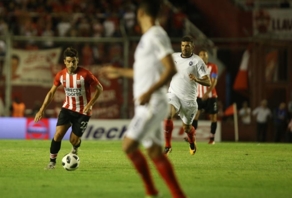 ¿Se limpió para el clásico? Giménez llegó a la quinta