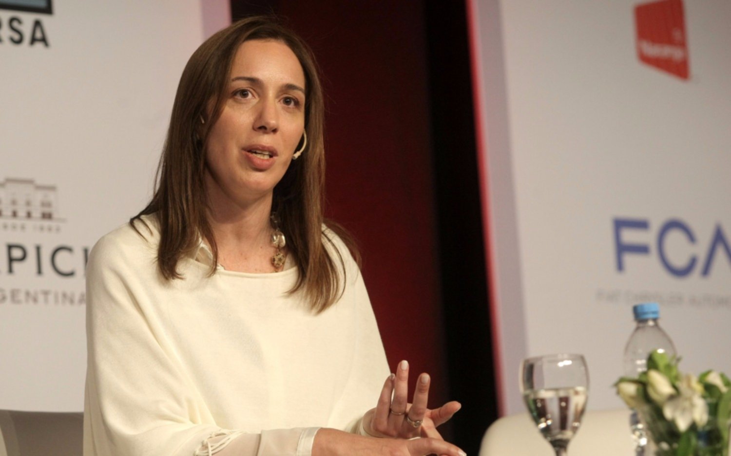 Vidal también prohibirá la designación  de familiares de ministros en la Provincia