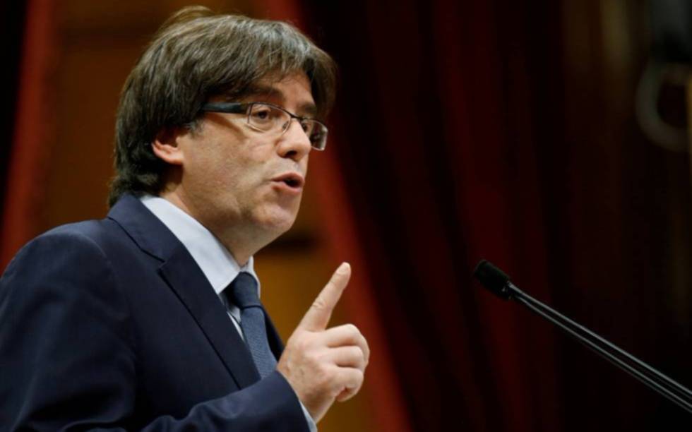 Puigdemont lamenta que se aplace investidura y no ve otro candidato posible 
