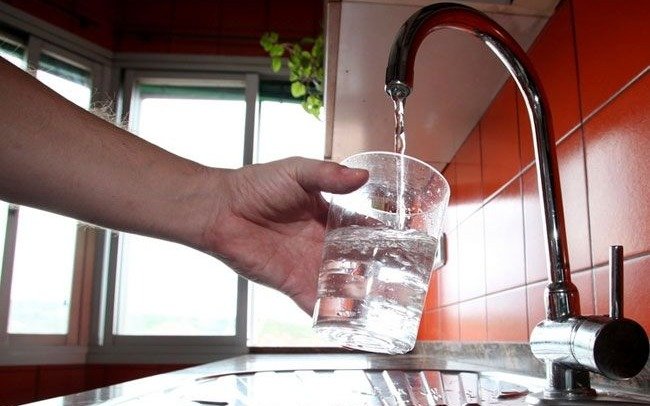 Consumidores Responsables sale a respaldar la presentación de la Defensoría contra el aumento del agua