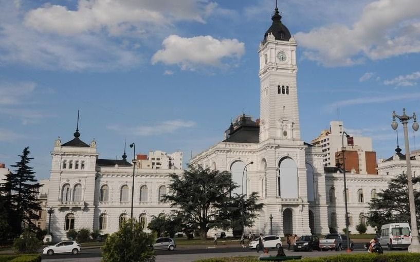 Sigue la polémica por la ordenanza que aumentó las dietas de los concejales