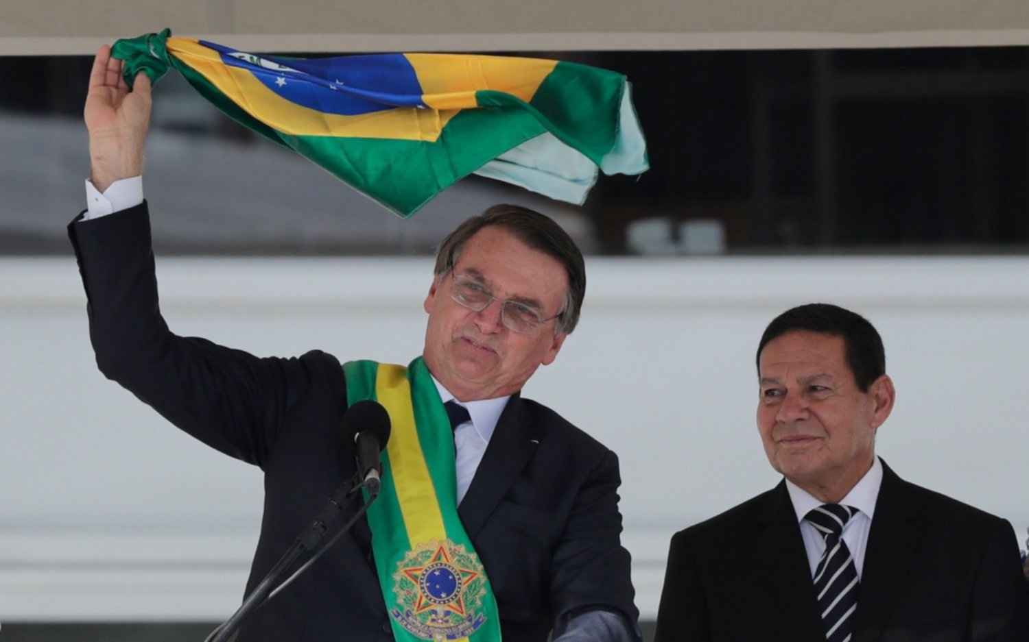 Bolsonaro dijo que Brasil y Argentina "van a caminar juntos"