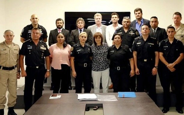 Bullrich recibió a los once efectivos restituidos tras ser sobreseídos por la justicia