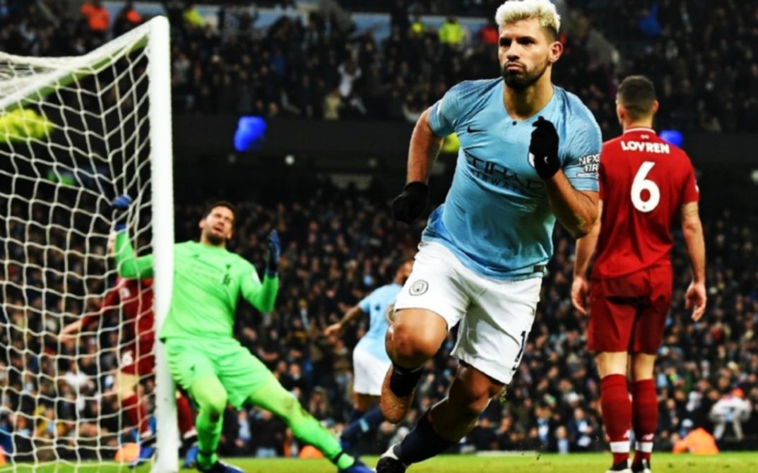 VIDEO: Con un gol del "Kun", el City le quitó el invicto al líder Liverpool