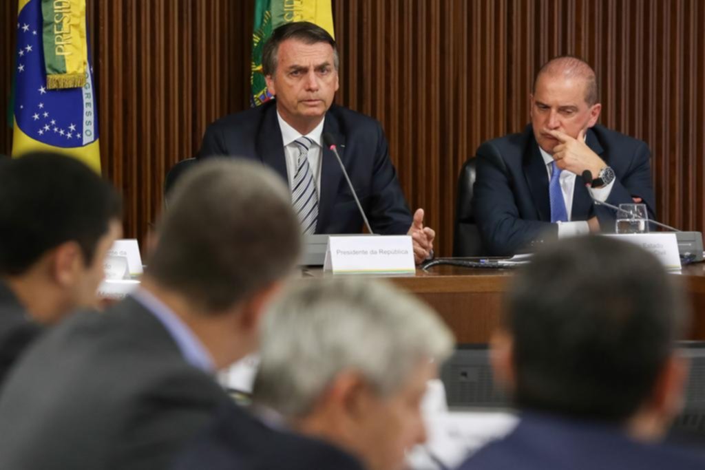 Bolsonaro sacará del Estado a funcionarios con ideas “comunistas”