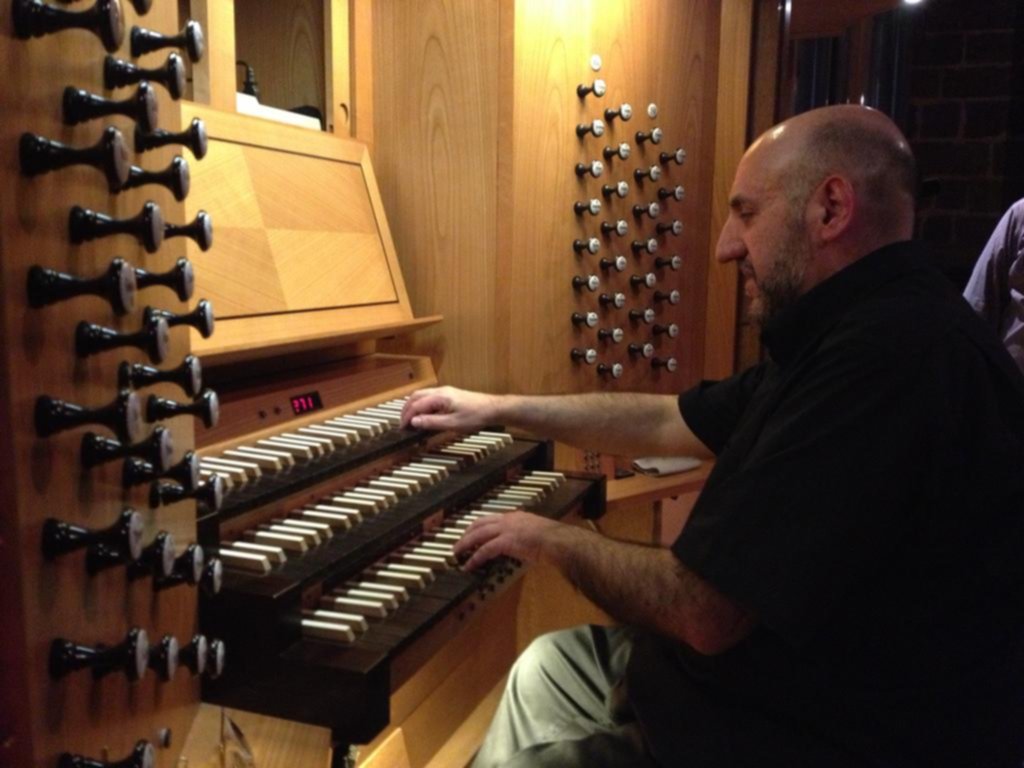 Organista y compositor platense radicado en Italia ofrecerá un concierto gratuito