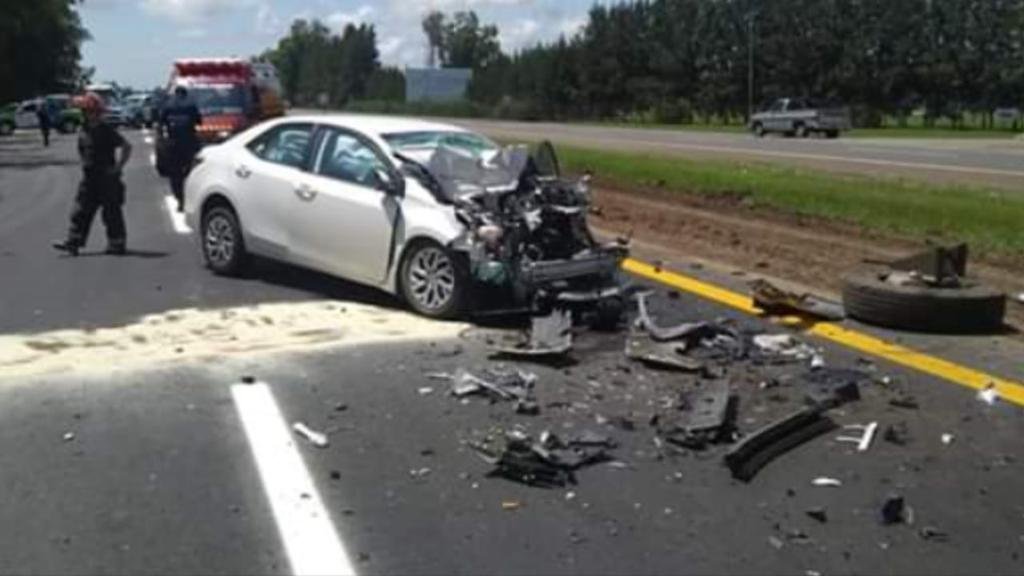 La temporada arrancó accidentada: vuelco y milagro en El Peligro
