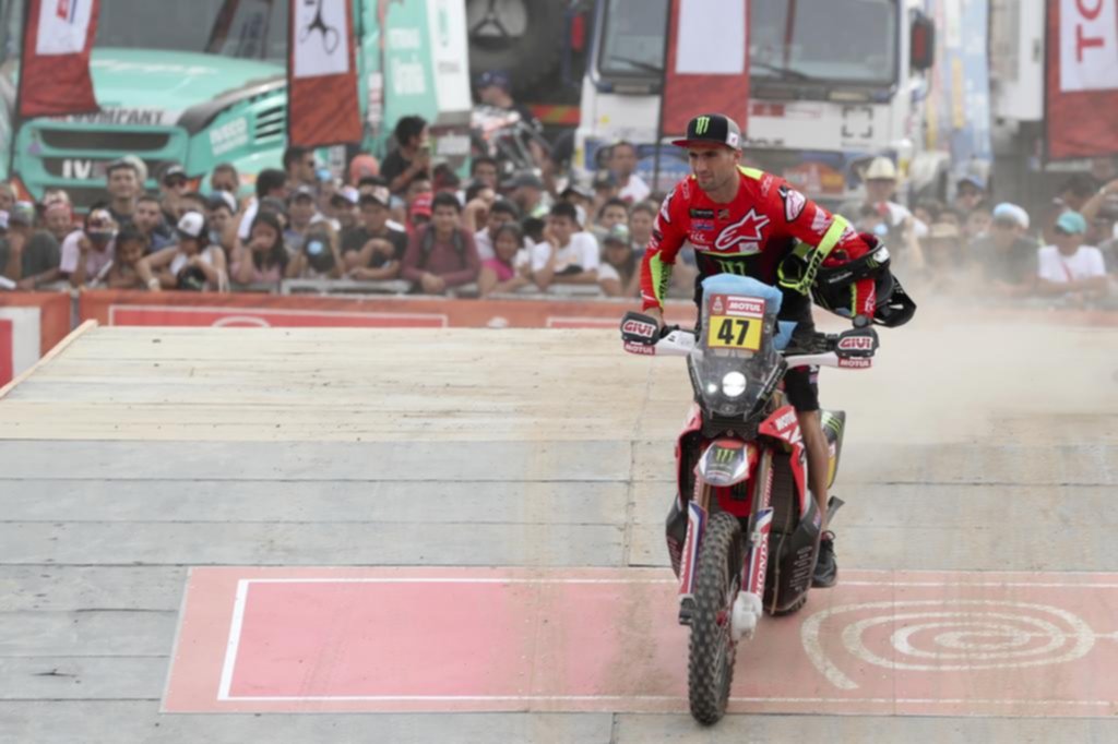 El Dakar tuvo su largada simbólica y hoy ya se corre