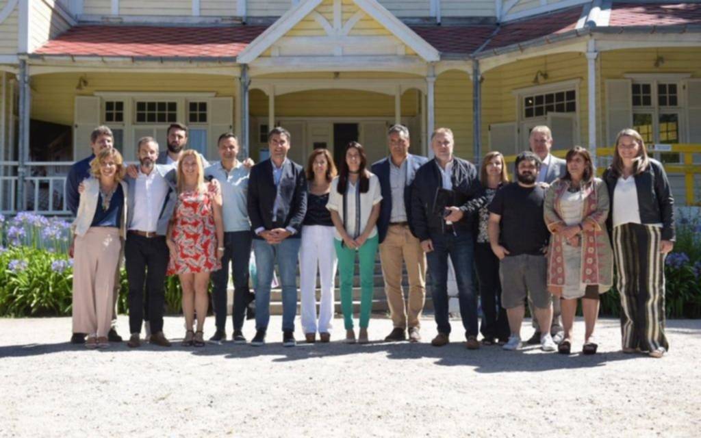 Suman a intendentes al debate por el desdoblamiento de las elecciones en la Provincia