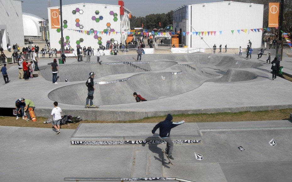 Reabrió la pista de skate de Tecnópolis, una de las más grandes de la Argentina