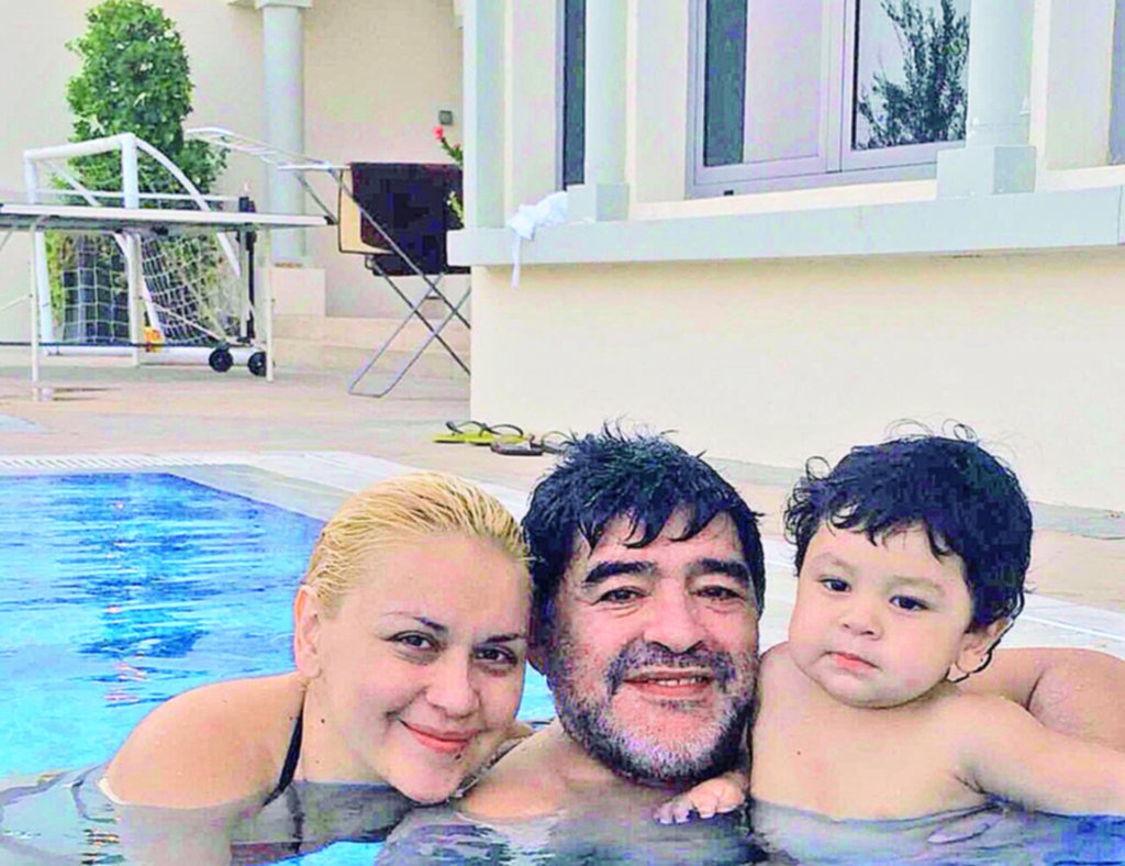 Arrimando el bochín: Ojeda y Maradona, cada vez más cerca